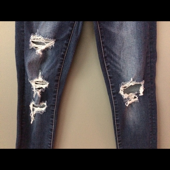 American Eagle jeans. Size 2 short. - Picture 5 of 6